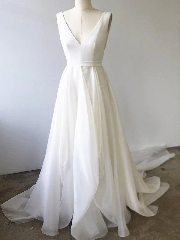 A Line V Neck White Prom Dresses with Train, V Neck Formal Wedding Dresses with Train, White Evening Dresses Strapless Wedding Gown