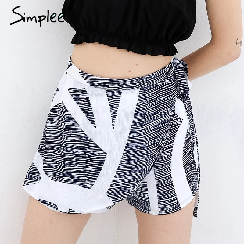 Asymmetrical geometric print women summer shorts Comfortable Mini Skirt