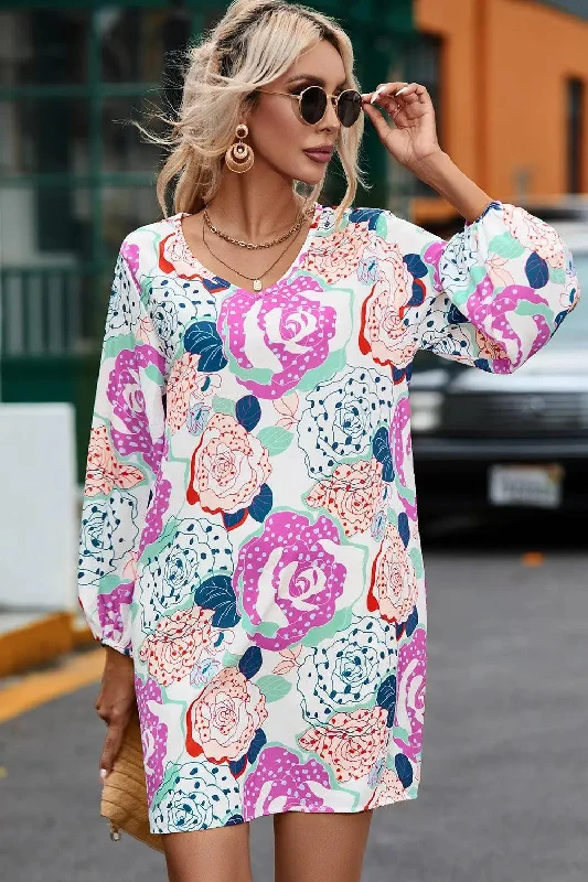 Floral V-Neck Long Sleeve Dress Flattering floral dresses for all body types