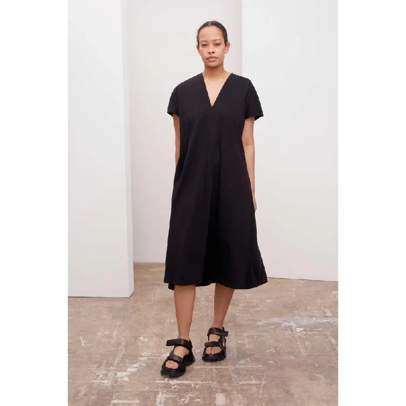 Kowtow Square Dress - Black Ruched unclassified dresses